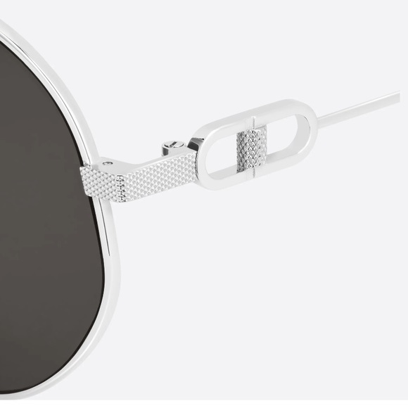 Men’s Dior Gray Pilot Sunglasses - Picture 3 of 4